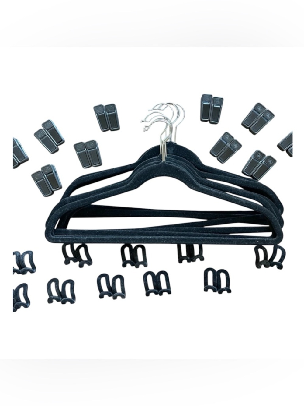 50 Piece Closet Organizer: 10 Black Velvet Hangers, 20 Cascading Hooks, 20 Clips